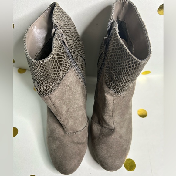 Nygard suede and python skin grey heeled boots booties - Picture 1 of 7
